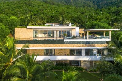 Cover Luxury Beachfront Residence 6