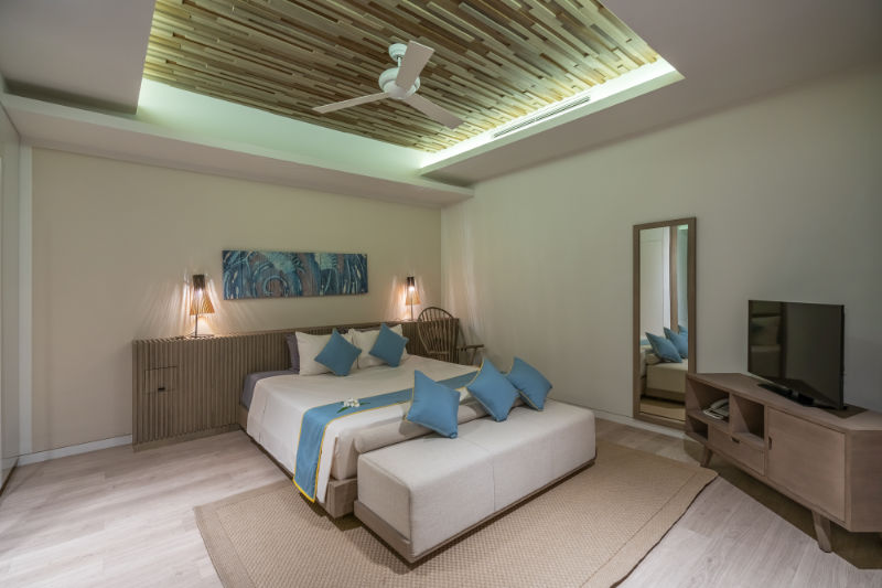 Luxury Beachfront Residence 16