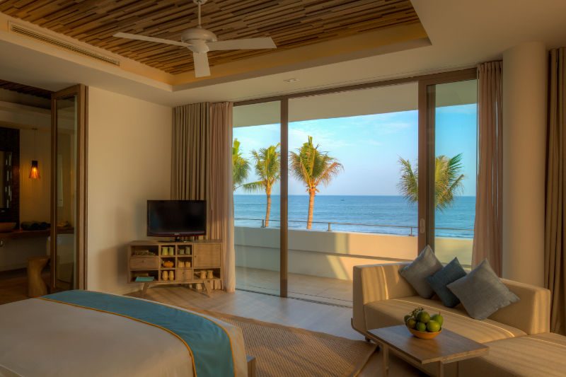 Luxury Beachfront Residence 19