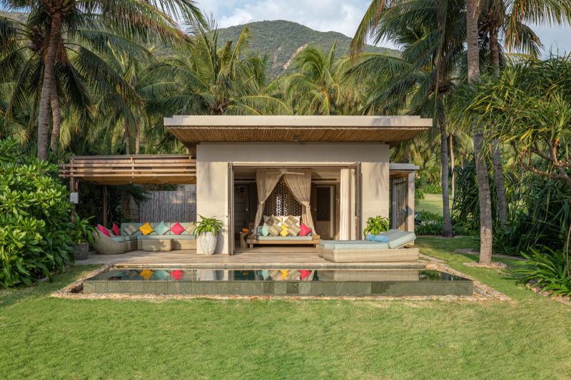 MNT_Beachfront Villa_5